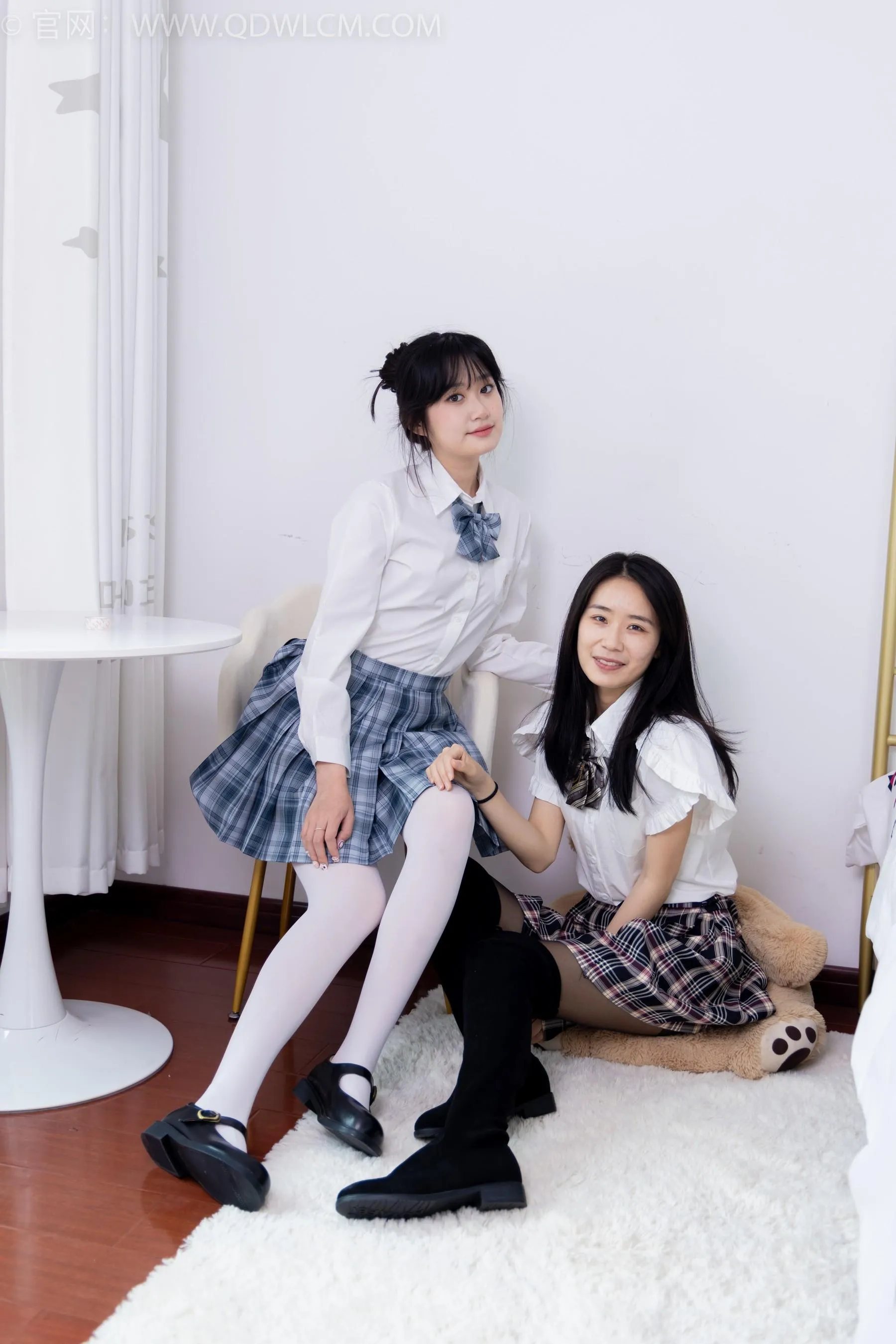物恋传媒 NO.1582 菜菜小敏-学院姐妹花 [177P]插图8